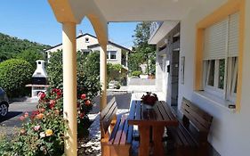 Apartment Duba